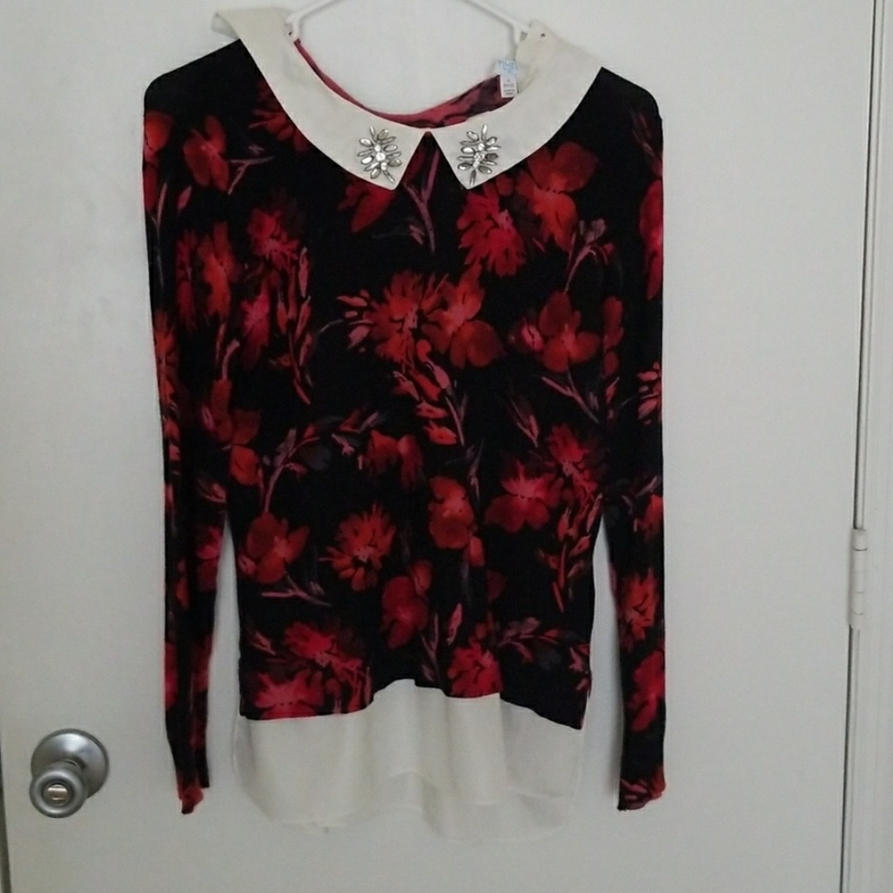 Collared long sleeve